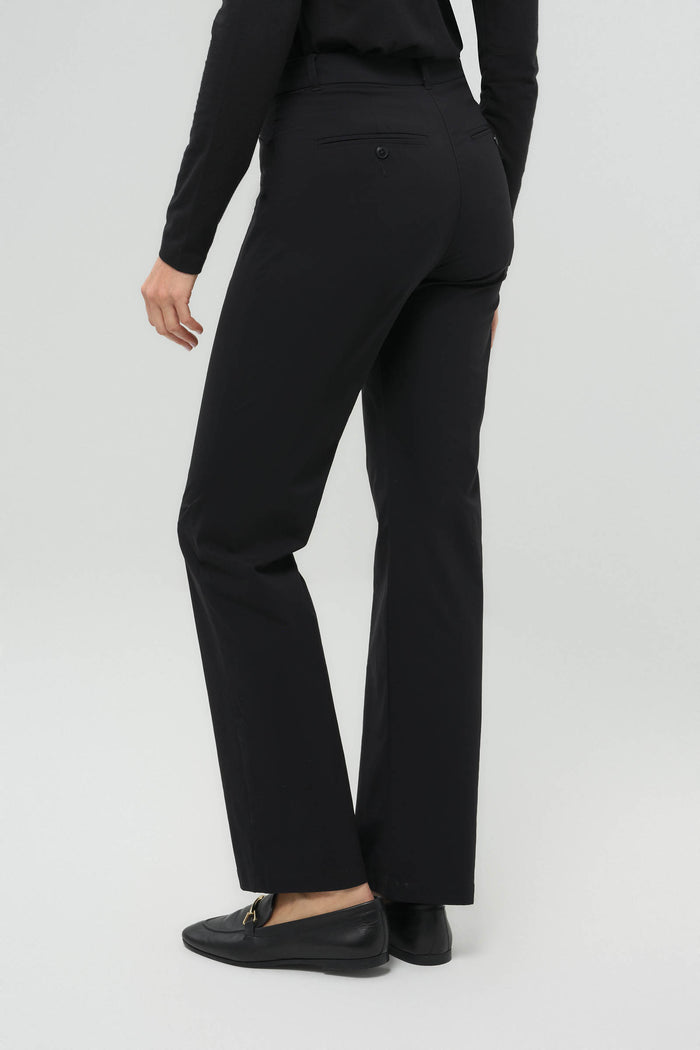 Alice Ultra Light Straight Leg Pant