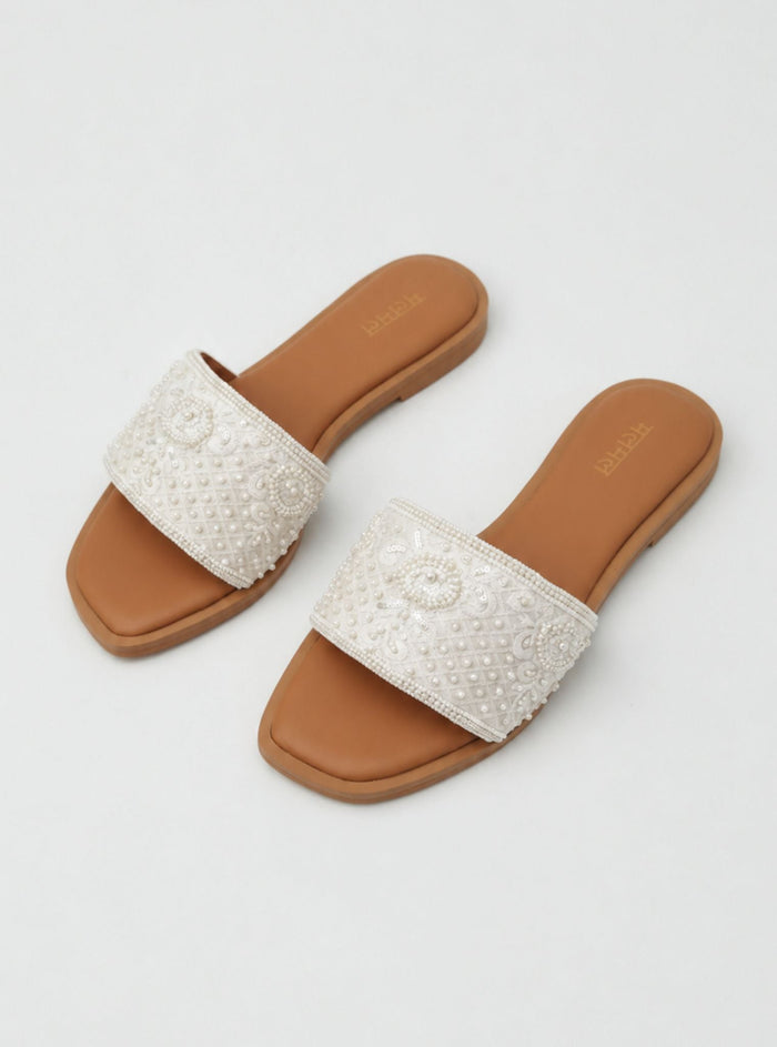 Bianco White Vegan Flat Sandal