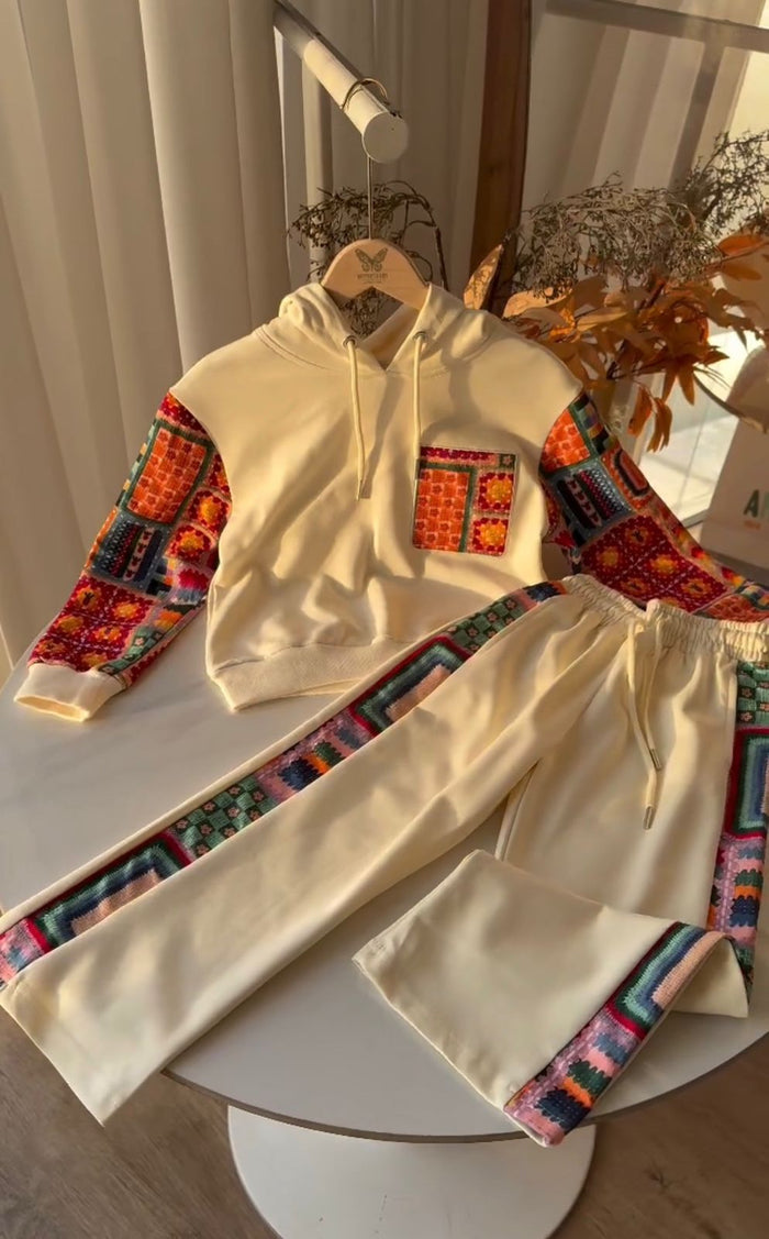 CH-597 Ethnic Print Fleece Co-ord Set For Women’s - Saimwear