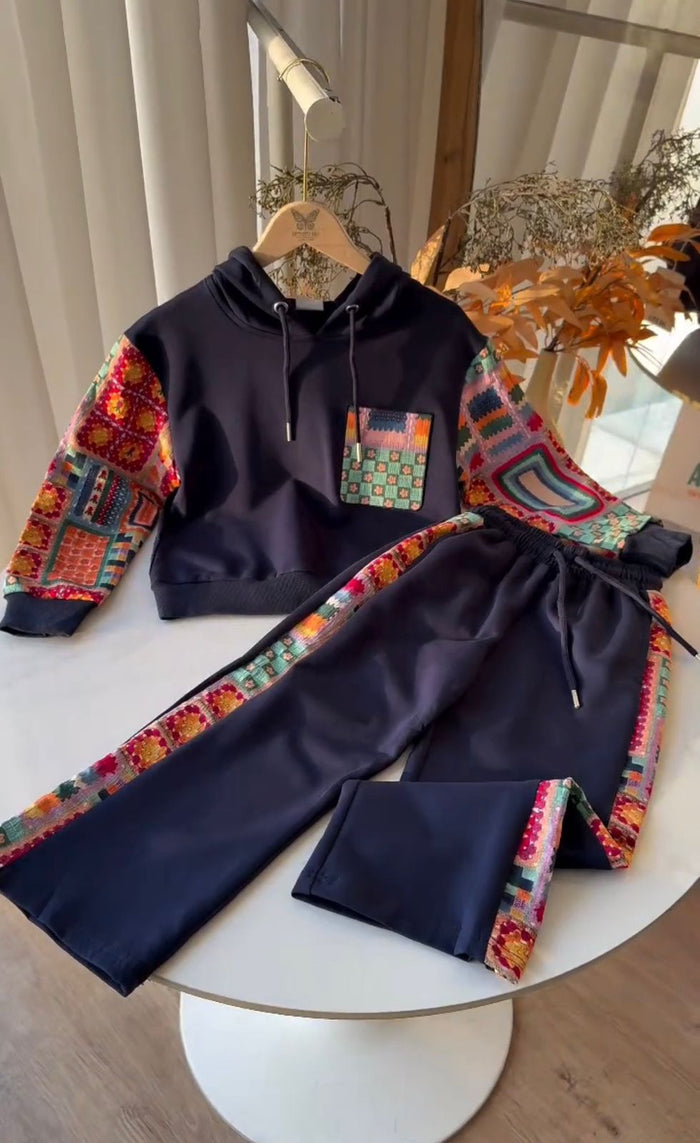 CH-597 Ethnic Print Fleece Co-ord Set For Women’s - Saimwear