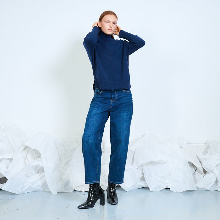 Classic turtleneck knit sweater wholesale