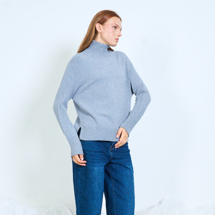 Classic turtleneck knit sweater wholesale