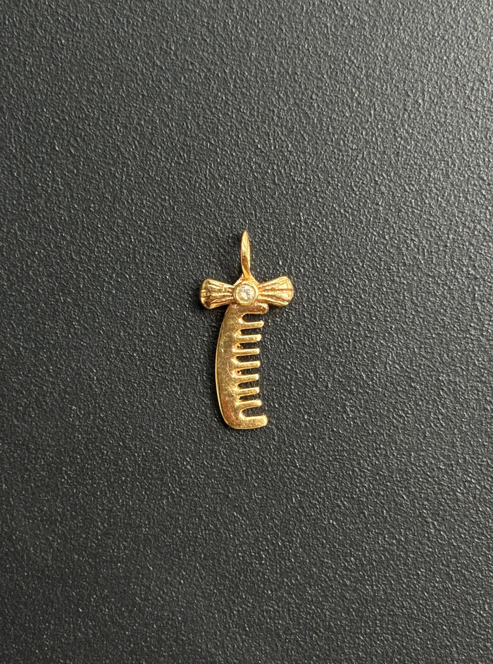 Comb Charm