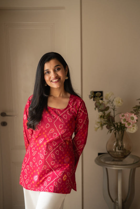 Griya Cotton Short Kurti- Pink Bandhej