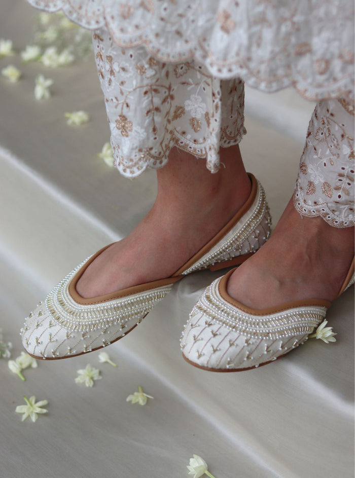 Hiral Light Gold Vegan Jutti