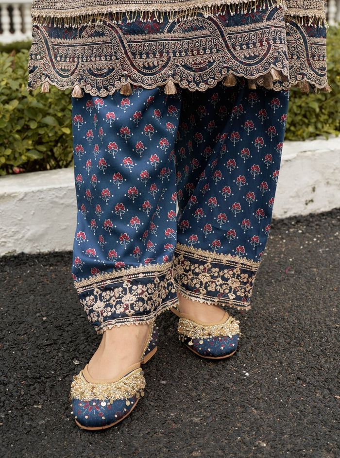 Kaynat Blue Vegan Jutti