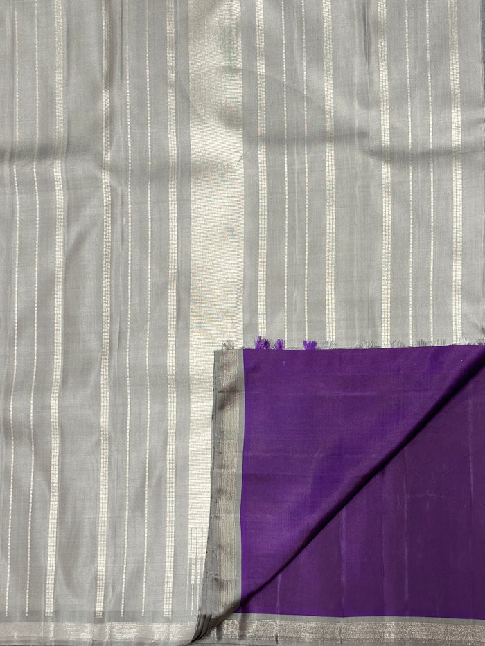 Lavanyam Plain Kanchipuram Silk Saree - Violet and Grey