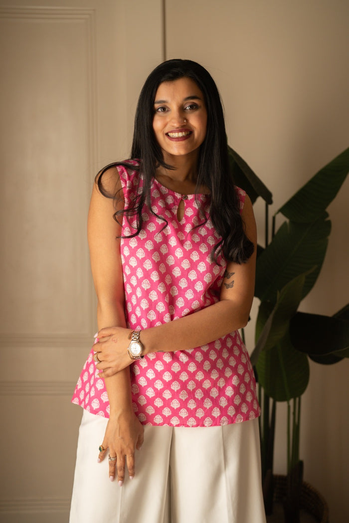 Lily 2.0 Sleeveless Cotton Top- Pink Booti