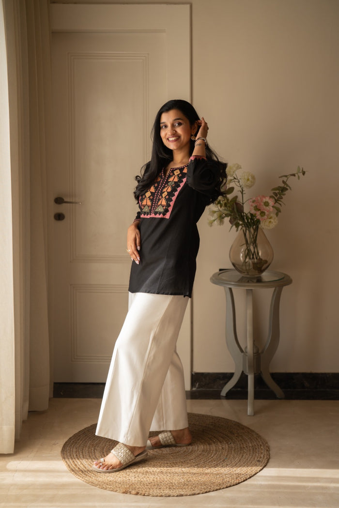 Lizi Embroidered Short Kurti- Black
