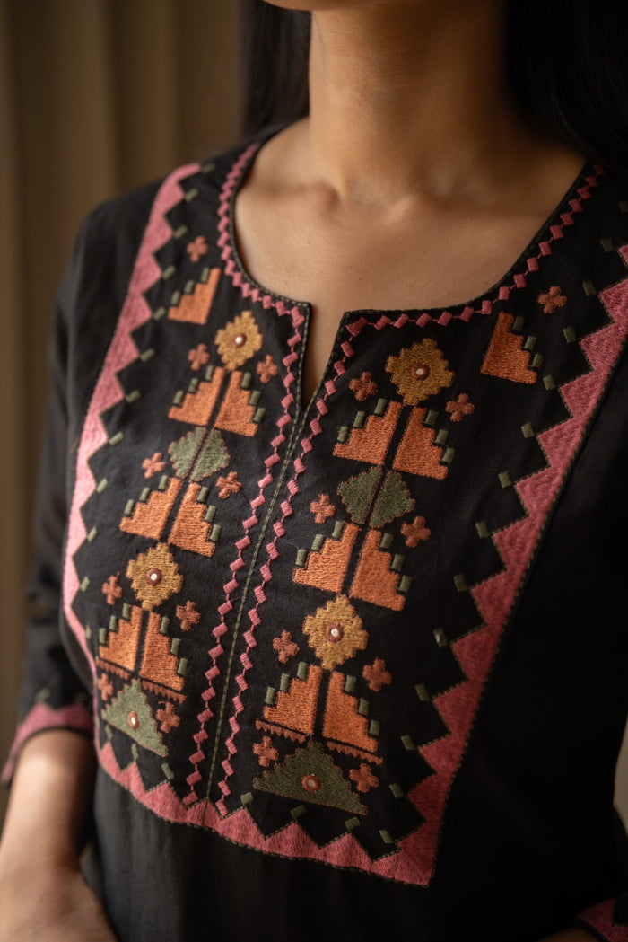Lizi Embroidered Short Kurti- Black