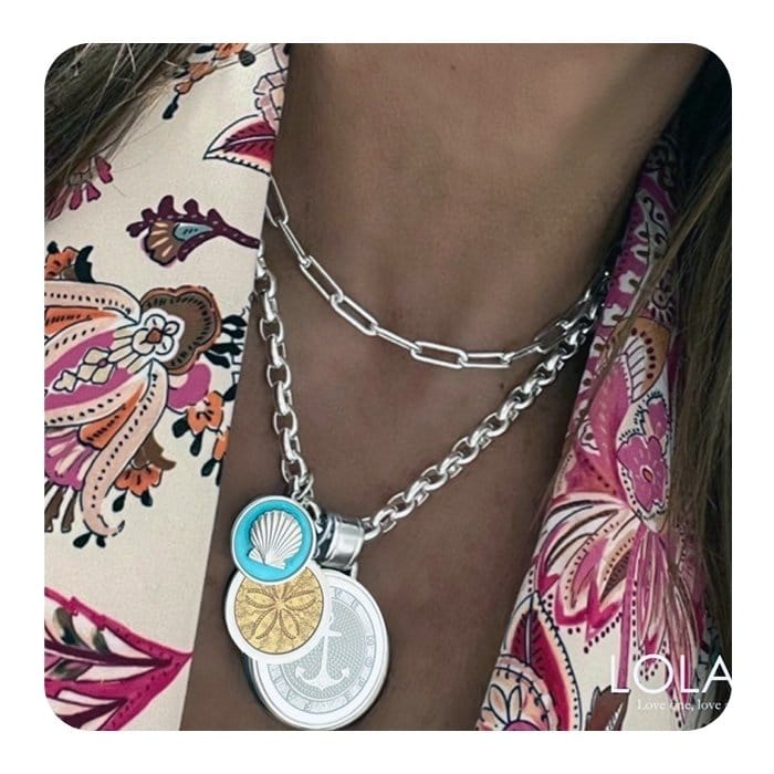 Lola Shell Pendant - Light Blue