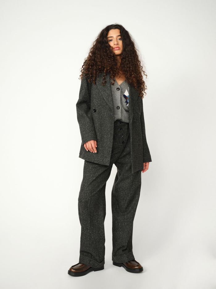 Modelshot / Dark Grey Melange / Detail
