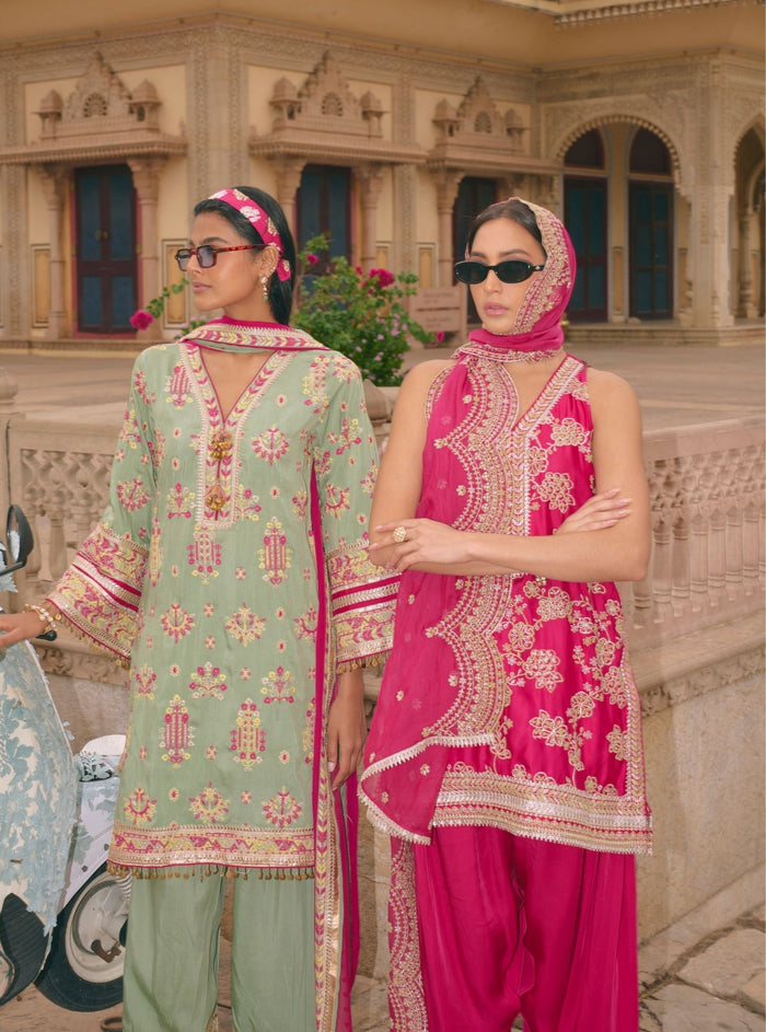 Mulmul Organza Jivara Fuschia Dupatta