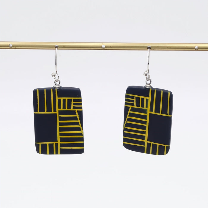 Navy Geovibe Drop Earring