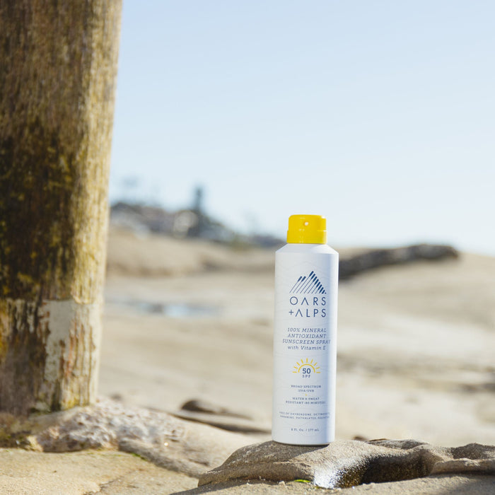 Oars + Alps 100% Mineral Antioxidant Sunscreen Spray with SPF 50