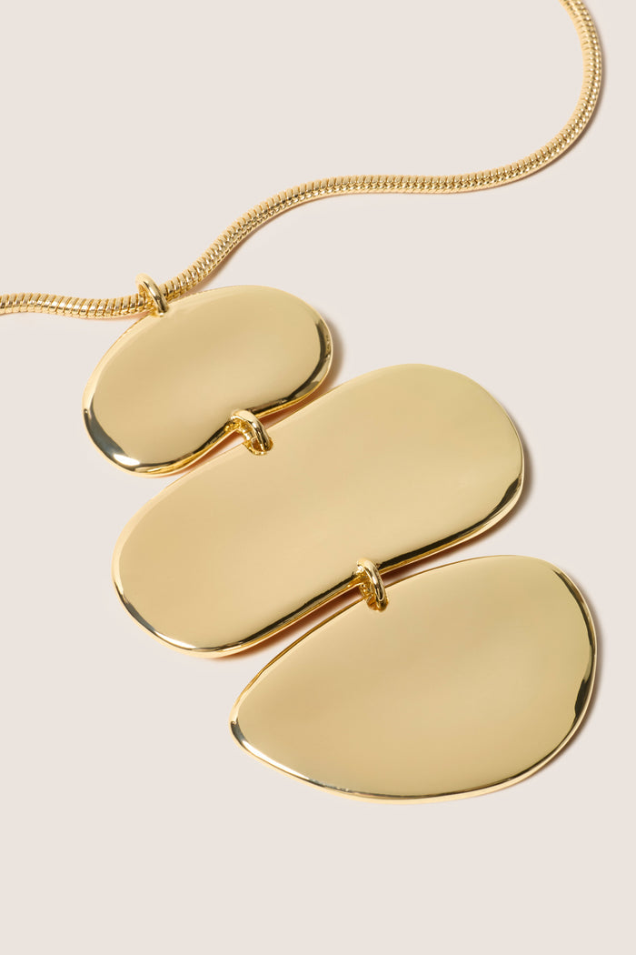 Ranae Pendant Necklace