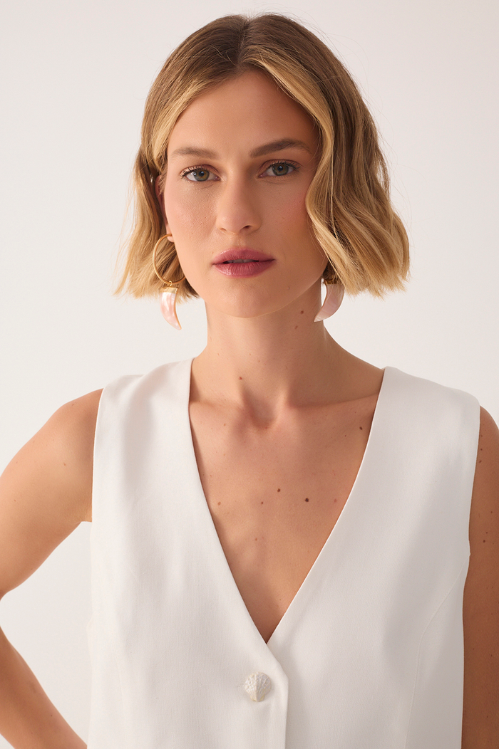 Shell-Button Linen Vest