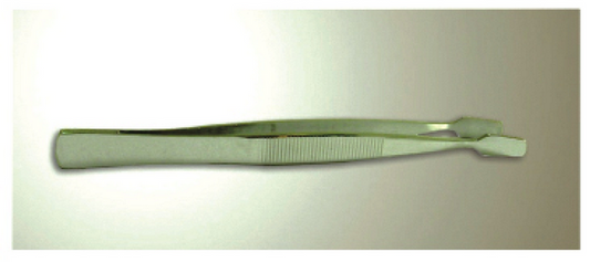 Tweezers