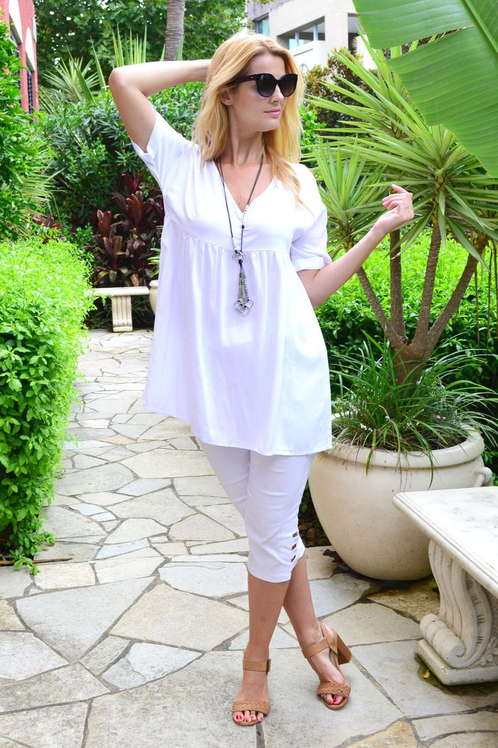 White beach day tunic top by HQ, lightweight and flowy with a relaxed fit, perfect for summer beach outings.