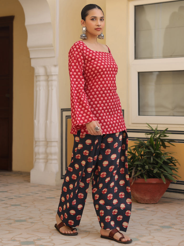 Women's Printed Cotton Farshi Kurta Set